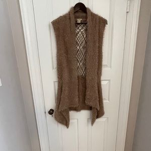 Escio  Boho Style Sweater Vest with Crocheted Back